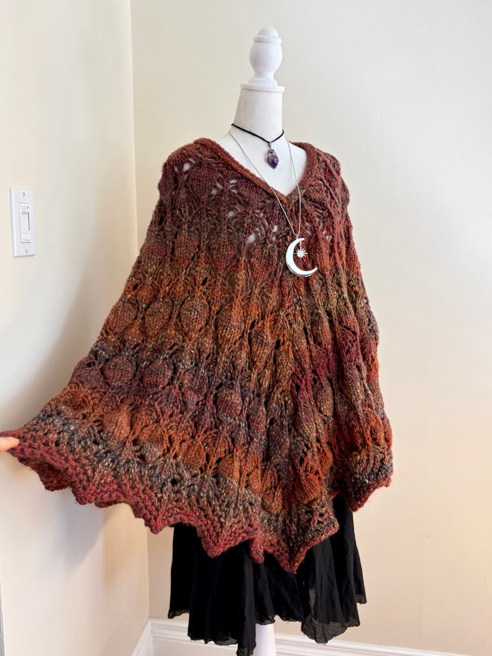 Massimo Dutti European designer boho fairy wool crochet chunky knit poncho cape